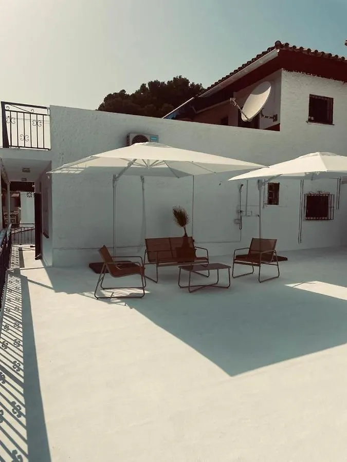 Amir B&B Fuengirola 0*,